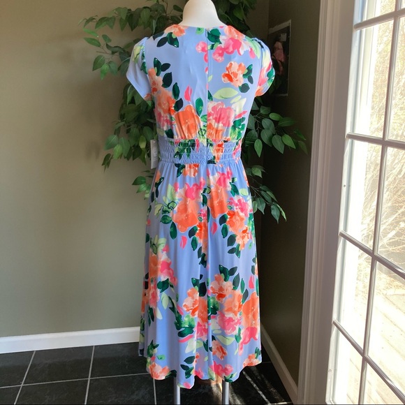 Vince Camuto Short Sleeve Floral Midi Dress - Picture 2 of 7